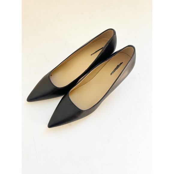 NWOB Ann Taylor Black Leather Heel Pump Pointed toe 7 - Picture 3 of 5